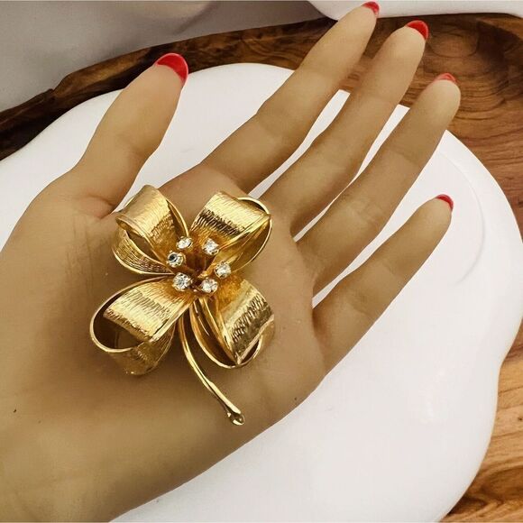 Vintage 3d Brooch Large Ribbon Bow Textured Gold Tone 4313 - Picture 6 of 9